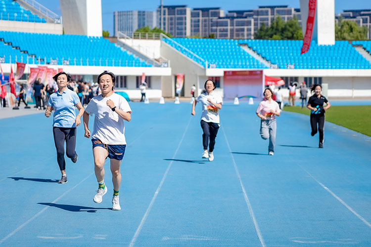 運(yùn)勸會(huì)比賽現(xiàn)場(chǎng)